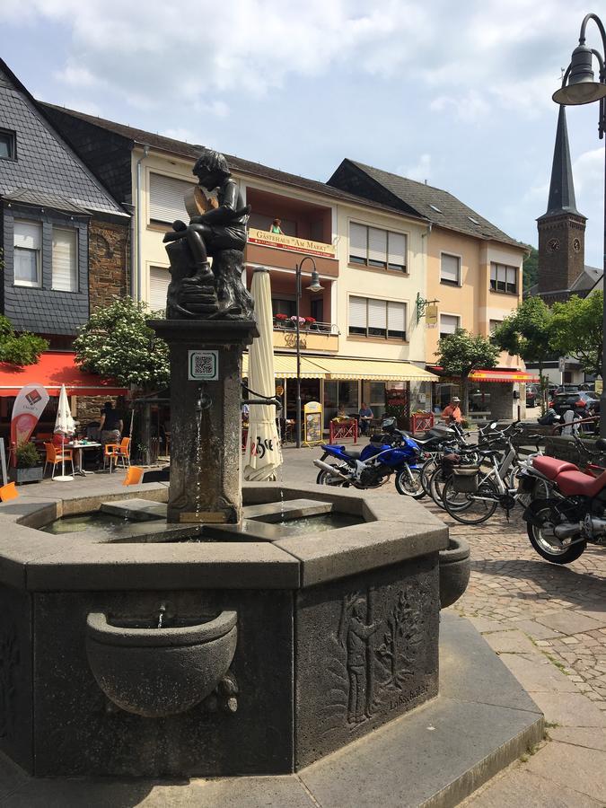 Pension "Am Markt" Treis-Karden Exterior photo